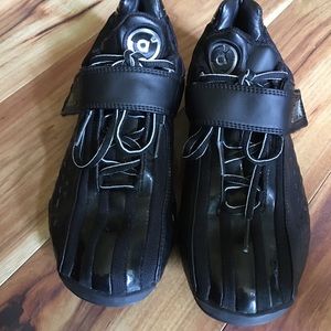 Adidas Men’s A 3 Trainer